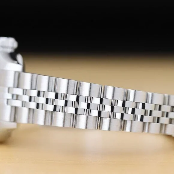 Rolex Ladies Custom Diamond 18k White Gold Watch! STUNNING! - Picture 5 of 9